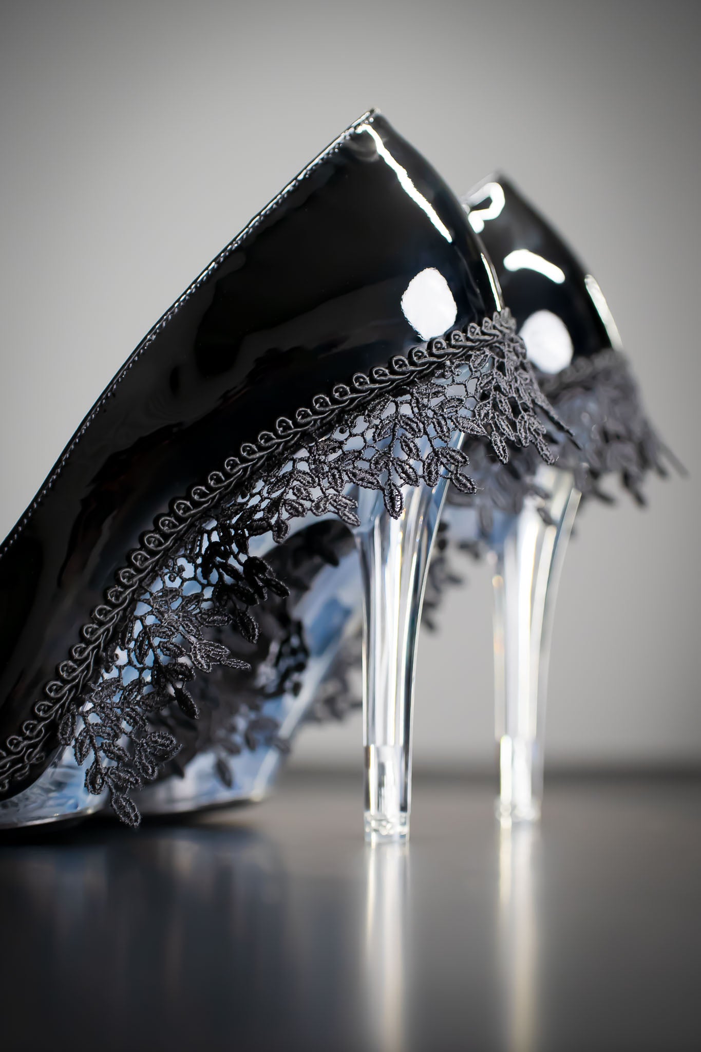Herman Shoeman lace-welted heels
